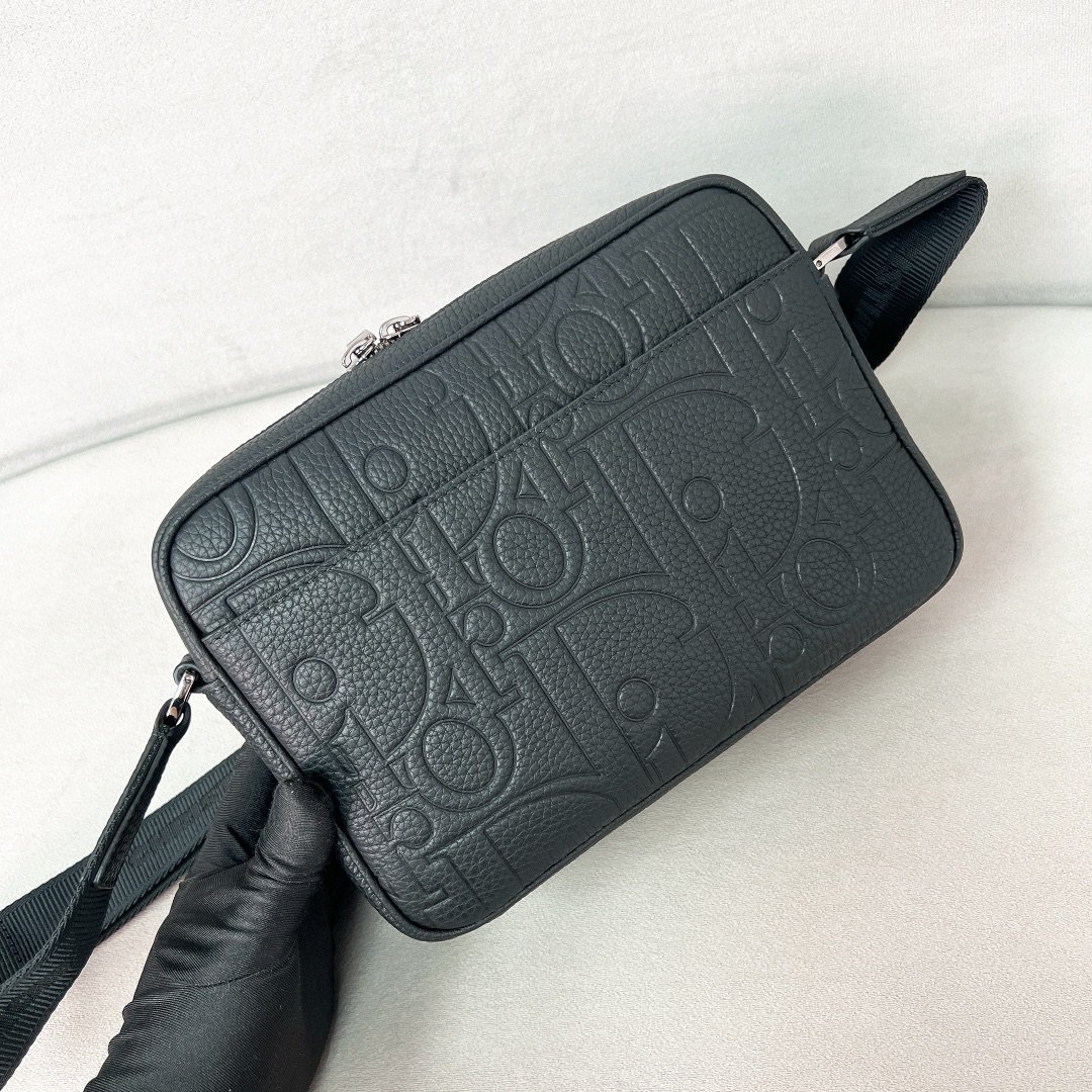 [DIOR] 디올 라이더 2.0 그래비티 레더 메신저백