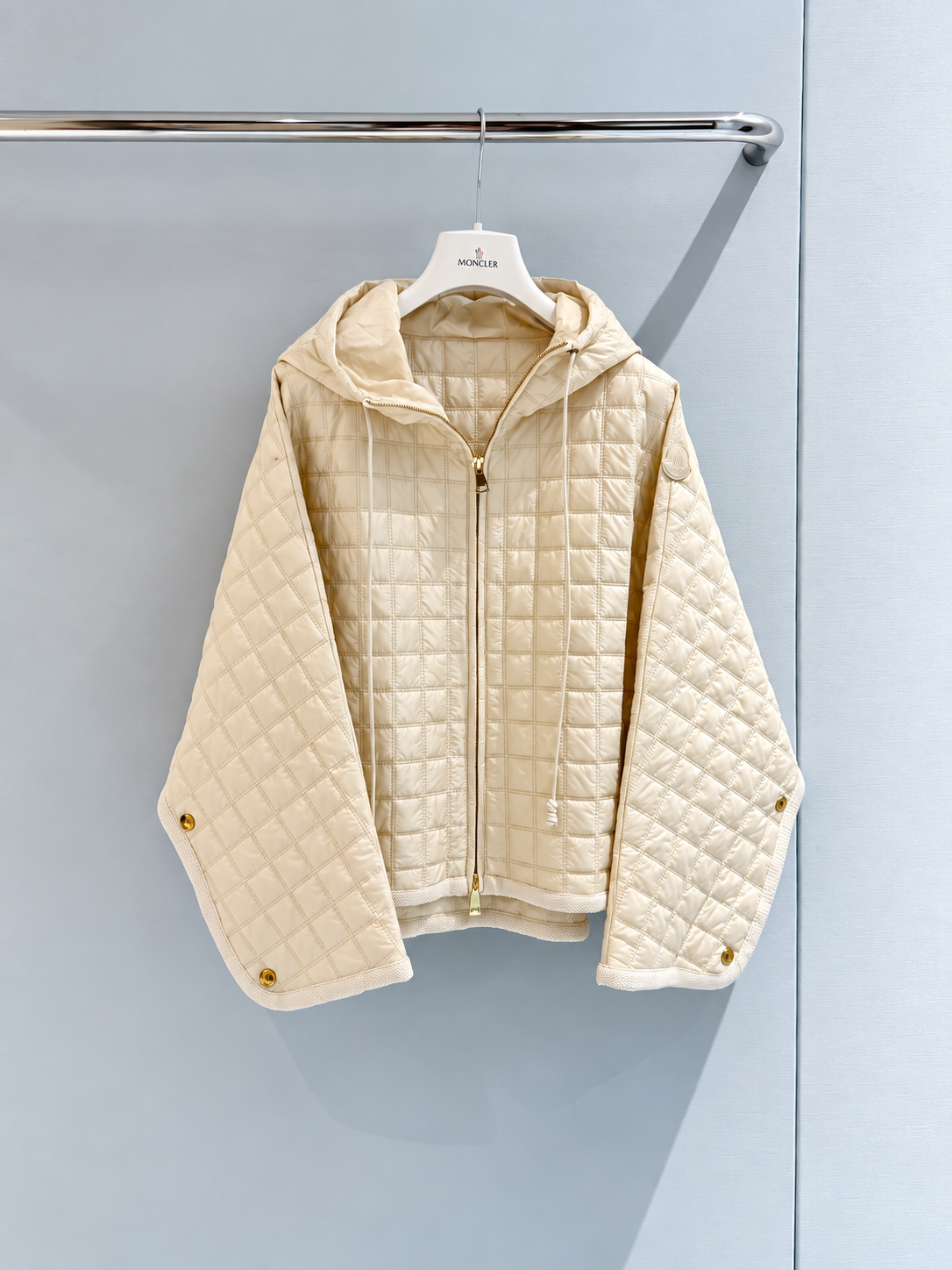 [MONCLER] 몽클레르 경량 퀼팅 후드 재킷