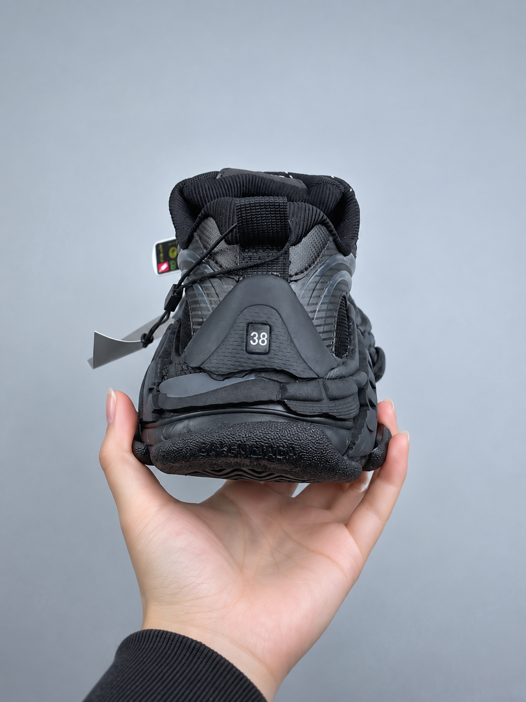 [BALENCIAGA] 발렌시아가  트리플 S.2 청키 로우탑 스니커즈