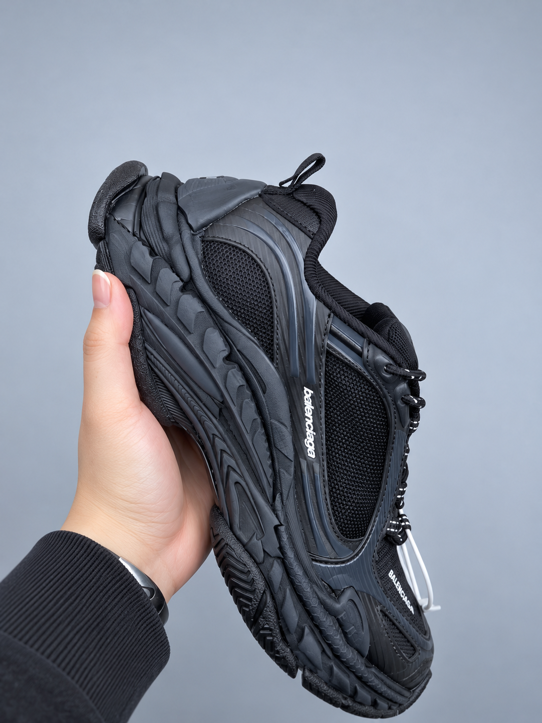 [BALENCIAGA] 발렌시아가  트리플 S.2 청키 로우탑 스니커즈