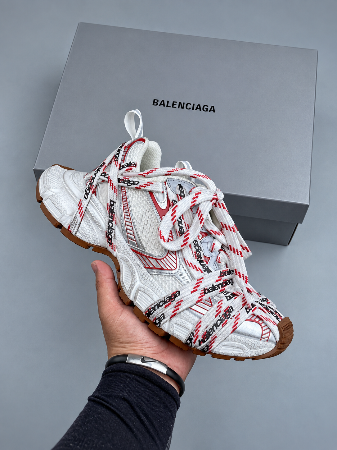 [BALENCIAGA] 발렌시아가 3XL 파리 X 제너레이션 메쉬 로우탑 스니커즈