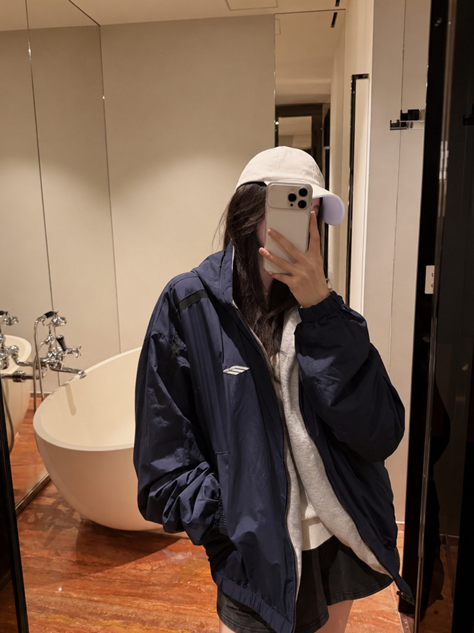 [BALENCIAGA] 발렌시아가 리버서블 후드 집업 재킷