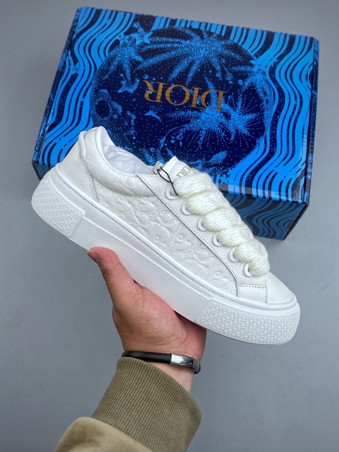 [DIOR] 디올 B33 스니커즈
