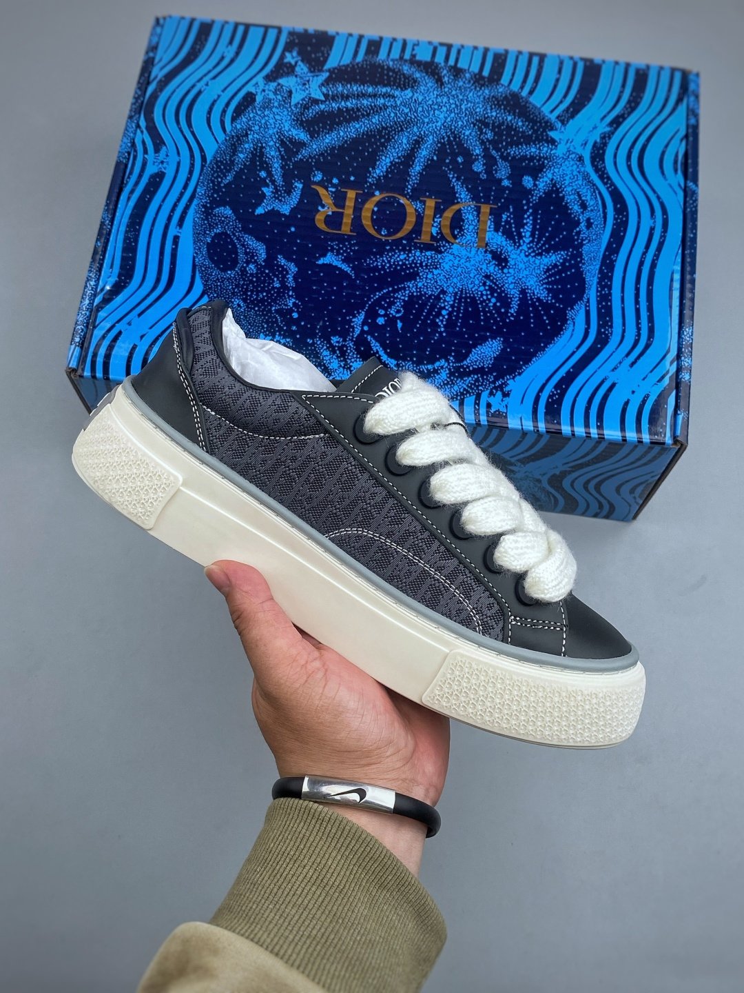 [DIOR] 디올 B33 스니커즈
