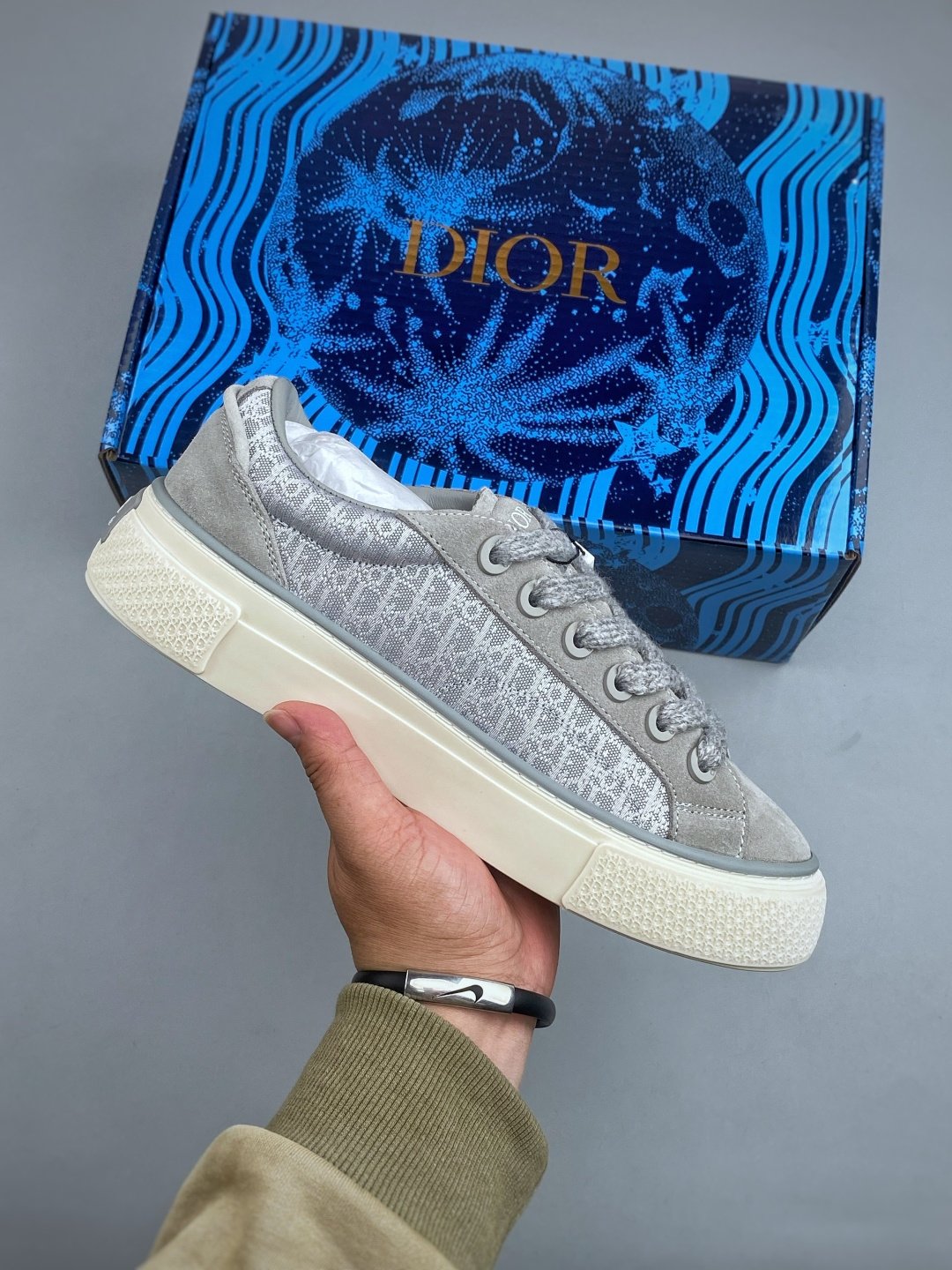 [DIOR] 디올 B33 스니커즈