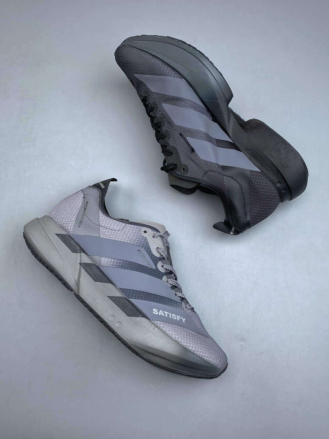 [ADIDAS × SATISFY] 아디다스 아디제로 아디오스 프로 4 사티스파이 러닝화