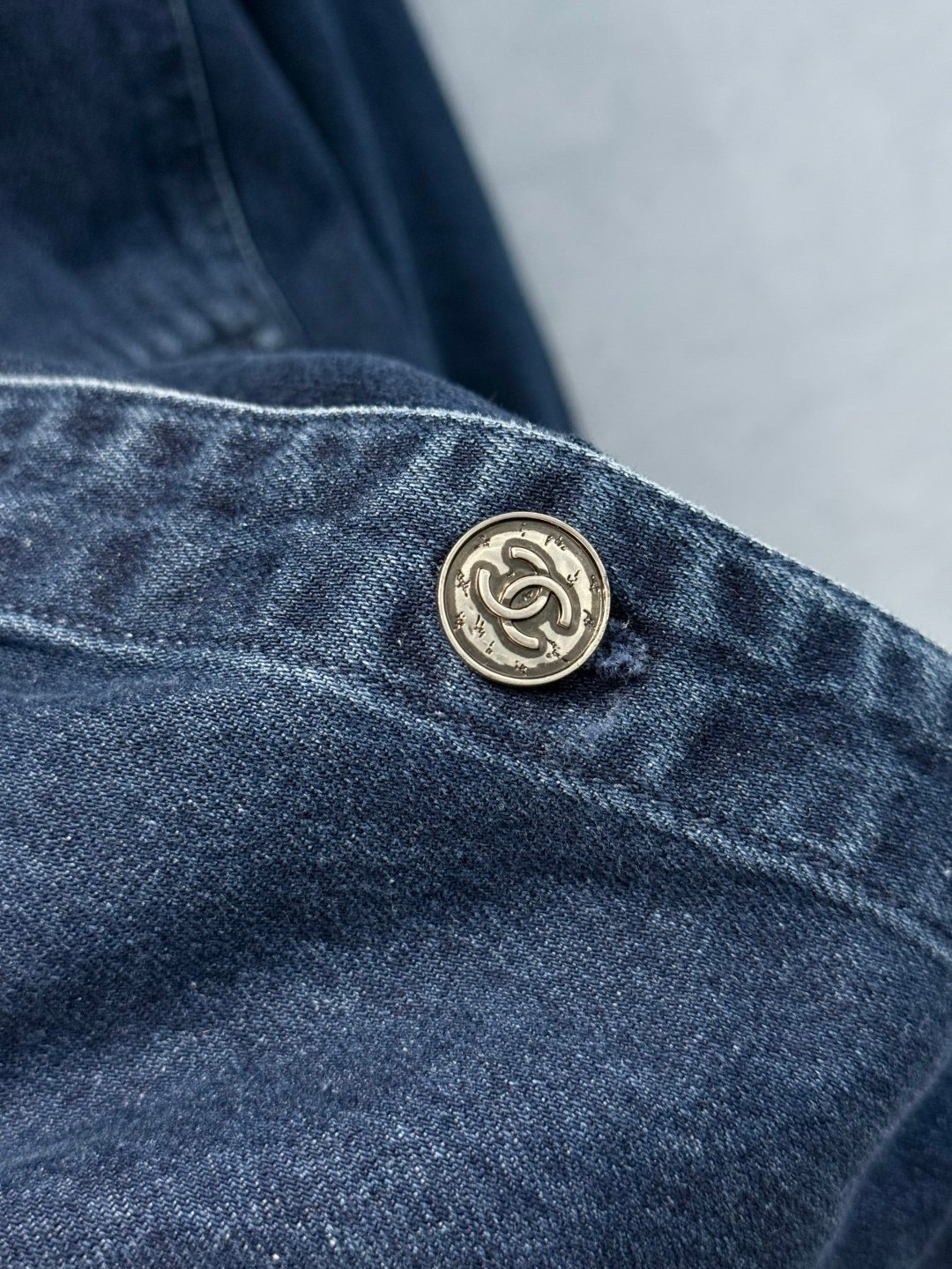 [CHANEL] 샤넬 빈티지 워싱 데님 워크 셔츠