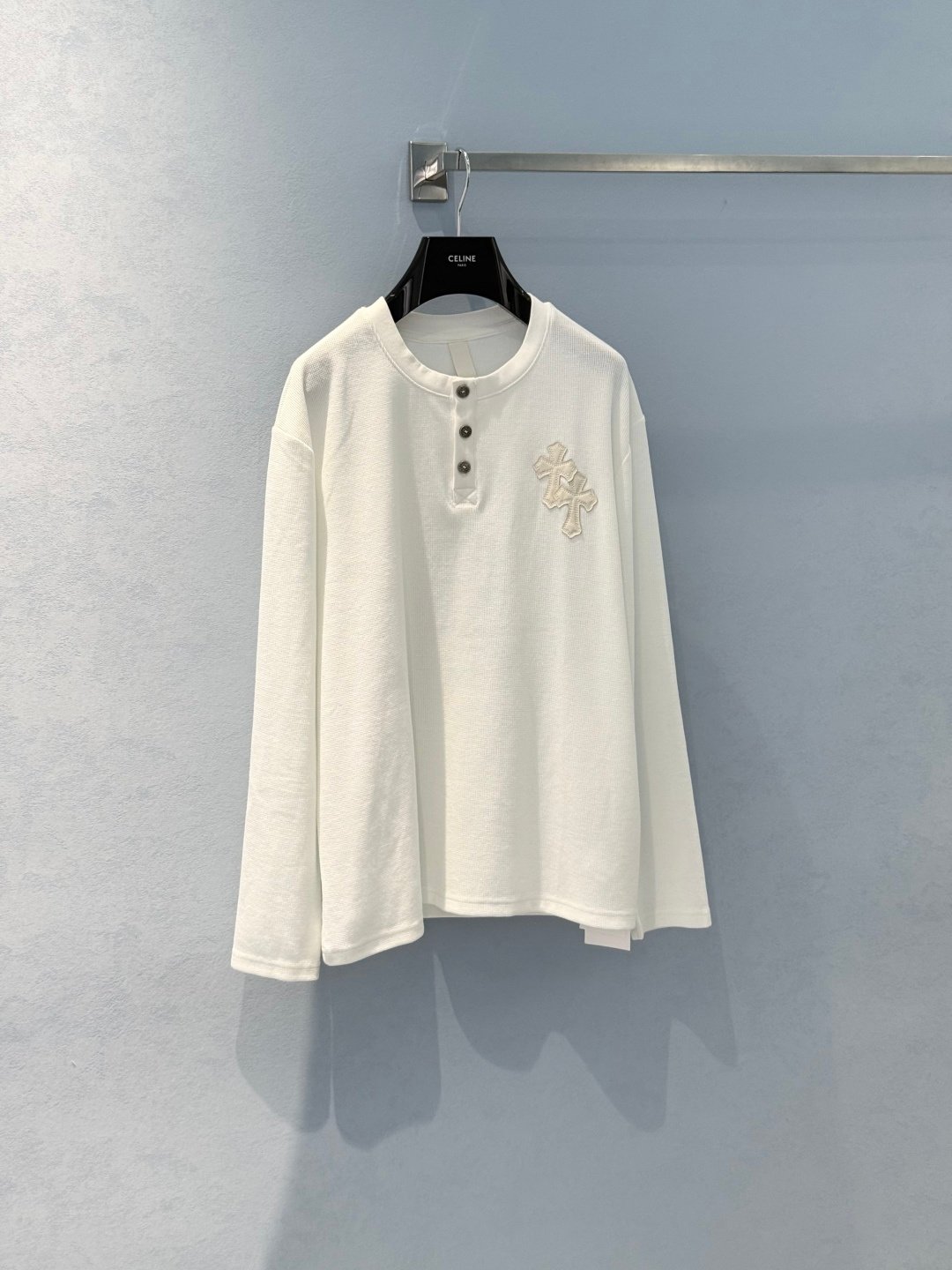 [Chrome Hearts] 크롬하츠 크로스 아플리케 헨리넥 긴팔 티셔츠
