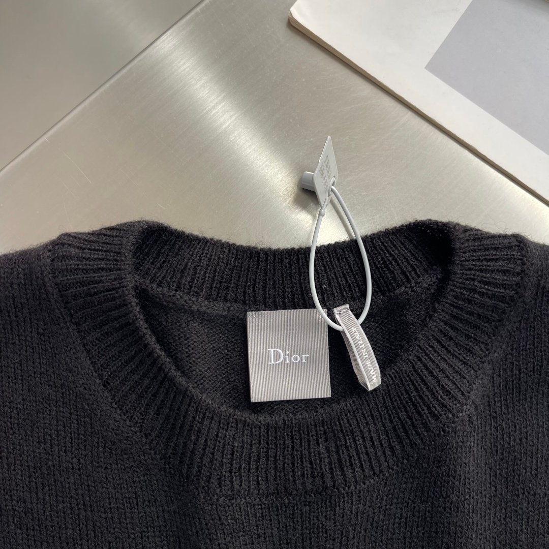 [DIOR] 디올 레터링 로고 자카드 울 니트