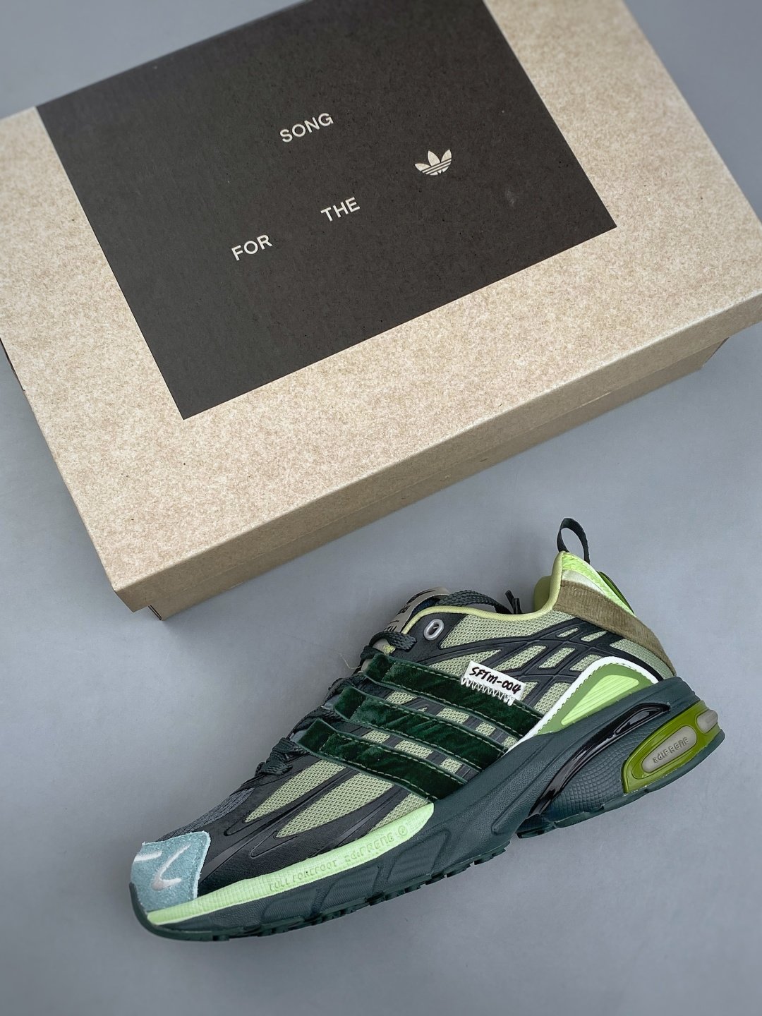 [ADIDAS × SONG FOR THE MUTE] 아디다스 × 송 포 더 뮤트 Adistar Cushion SFTM 스니커즈