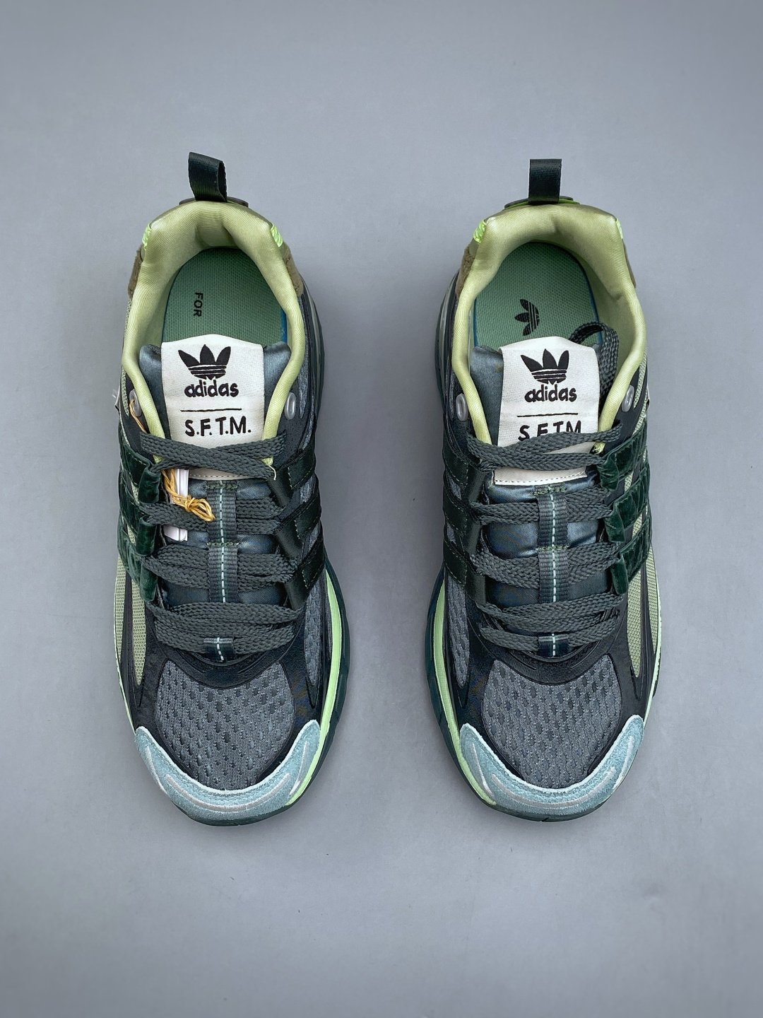 [ADIDAS × SONG FOR THE MUTE] 아디다스 × 송 포 더 뮤트 Adistar Cushion SFTM 스니커즈