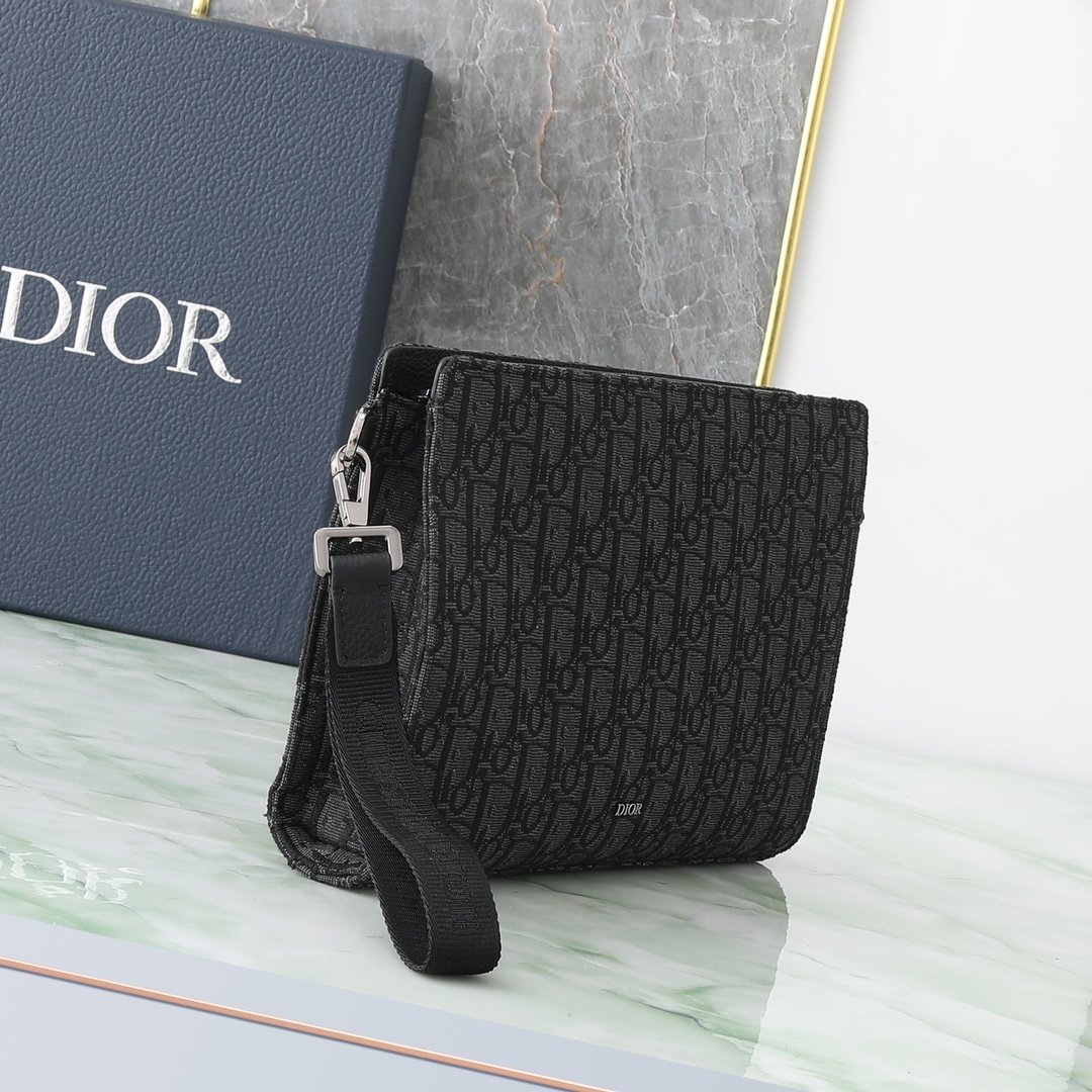 [DIOR] 디올 A5 트라이앵글 오블리크 자카드 클러치 블랙