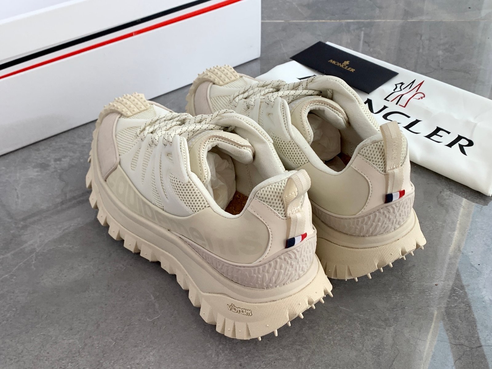 [MONCLER] 몽클레르 트레일그립 아메바 스니커즈