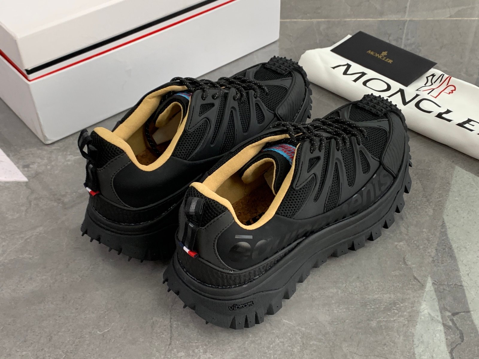 [MONCLER] 몽클레르 트레일그립 아메바 스니커즈