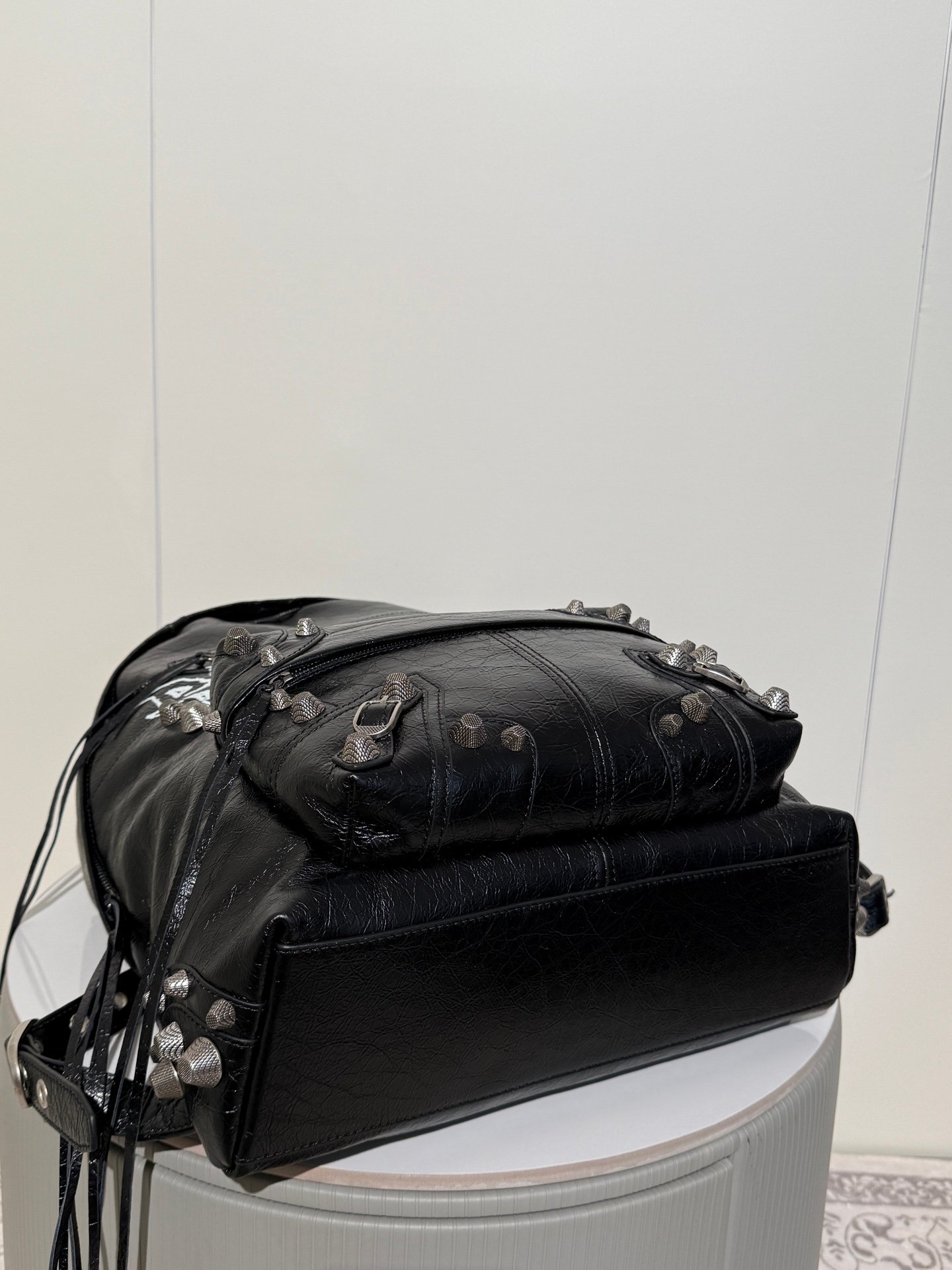 [BALENCIAGA] 발렌시아가 르 카골 DIY 메탈 레더 백팩