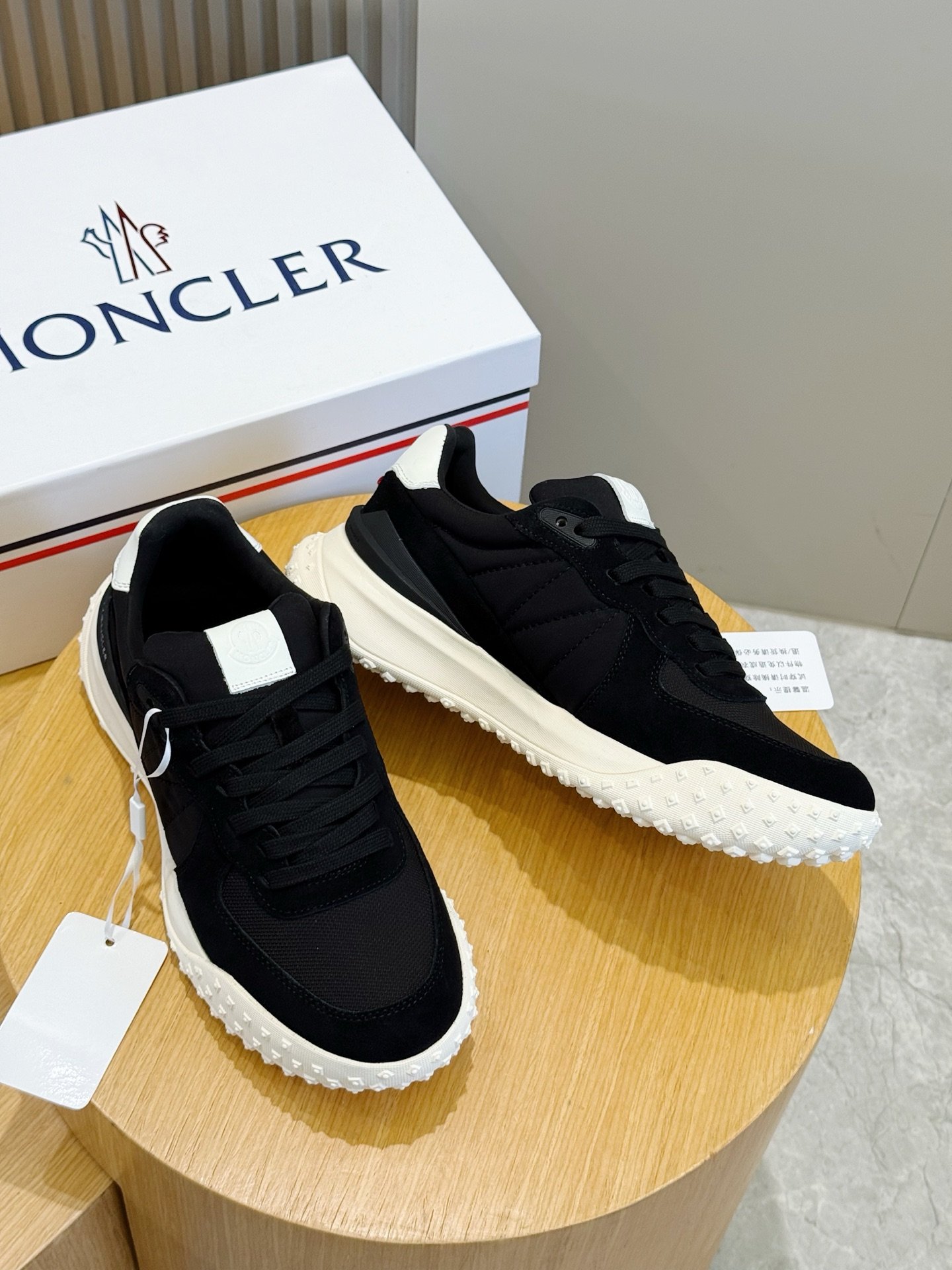 [MONCLER] 몽클레르 Trailgrip GTX 트레일 스니커즈