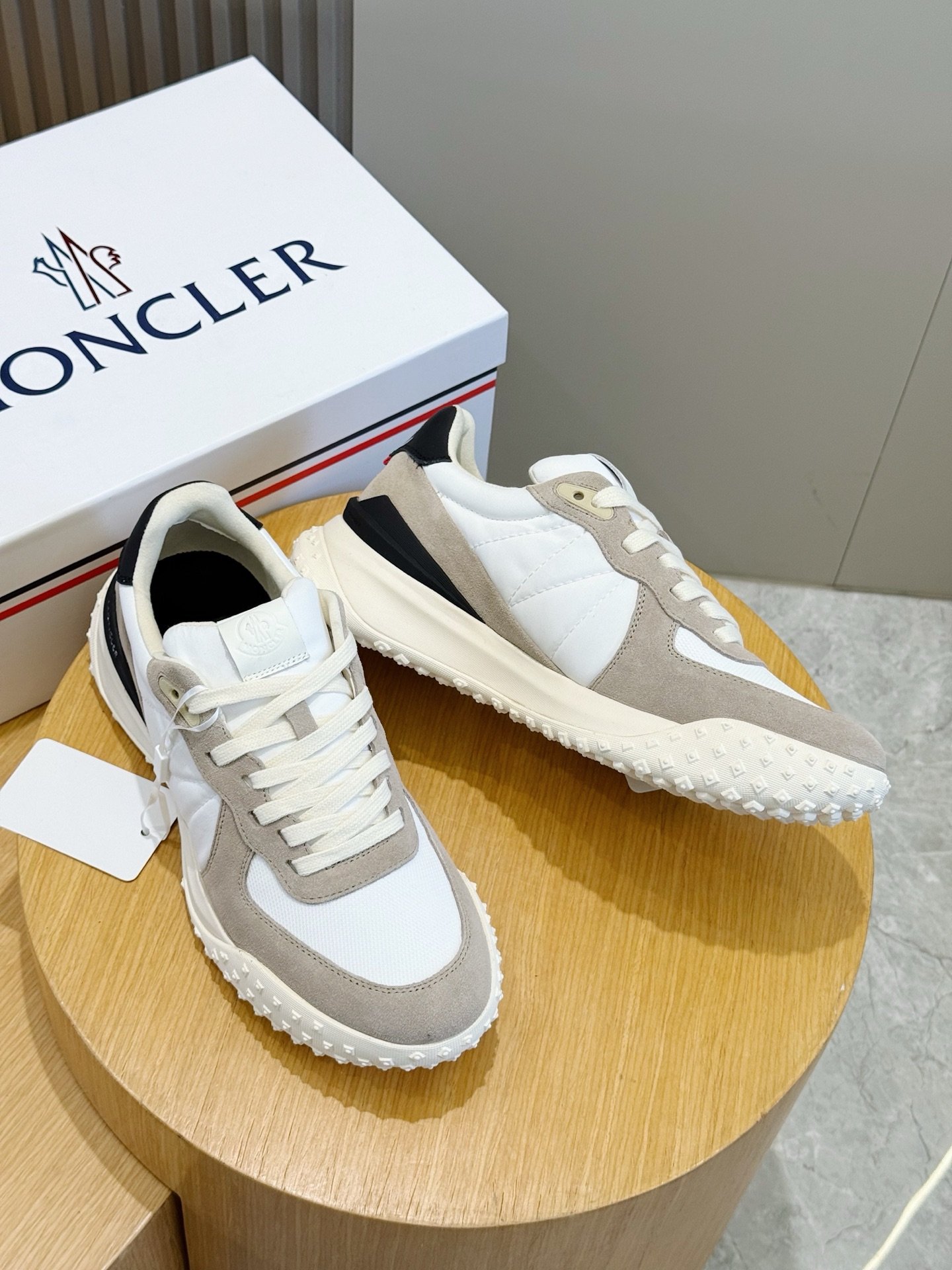 [MONCLER] 몽클레르 Trailgrip GTX 트레일 스니커즈