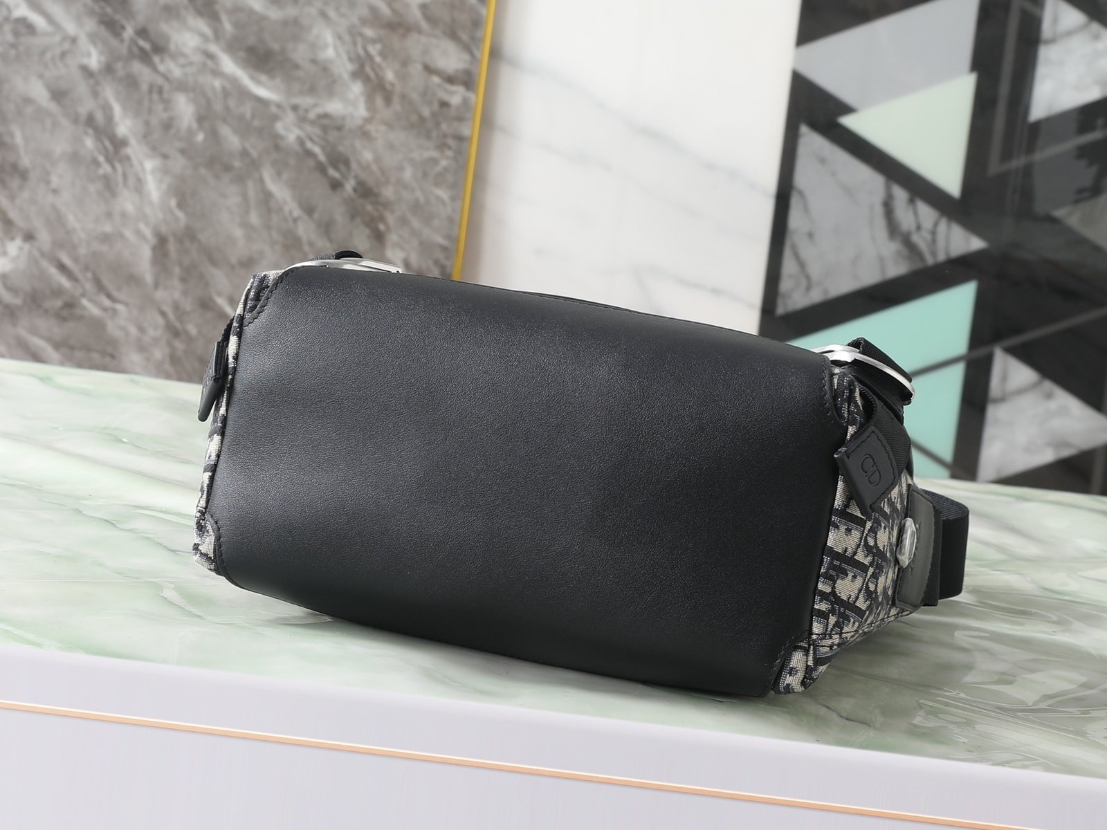 [DIOR] 디올 제트 스몰 오블리크 자카드 메신저백