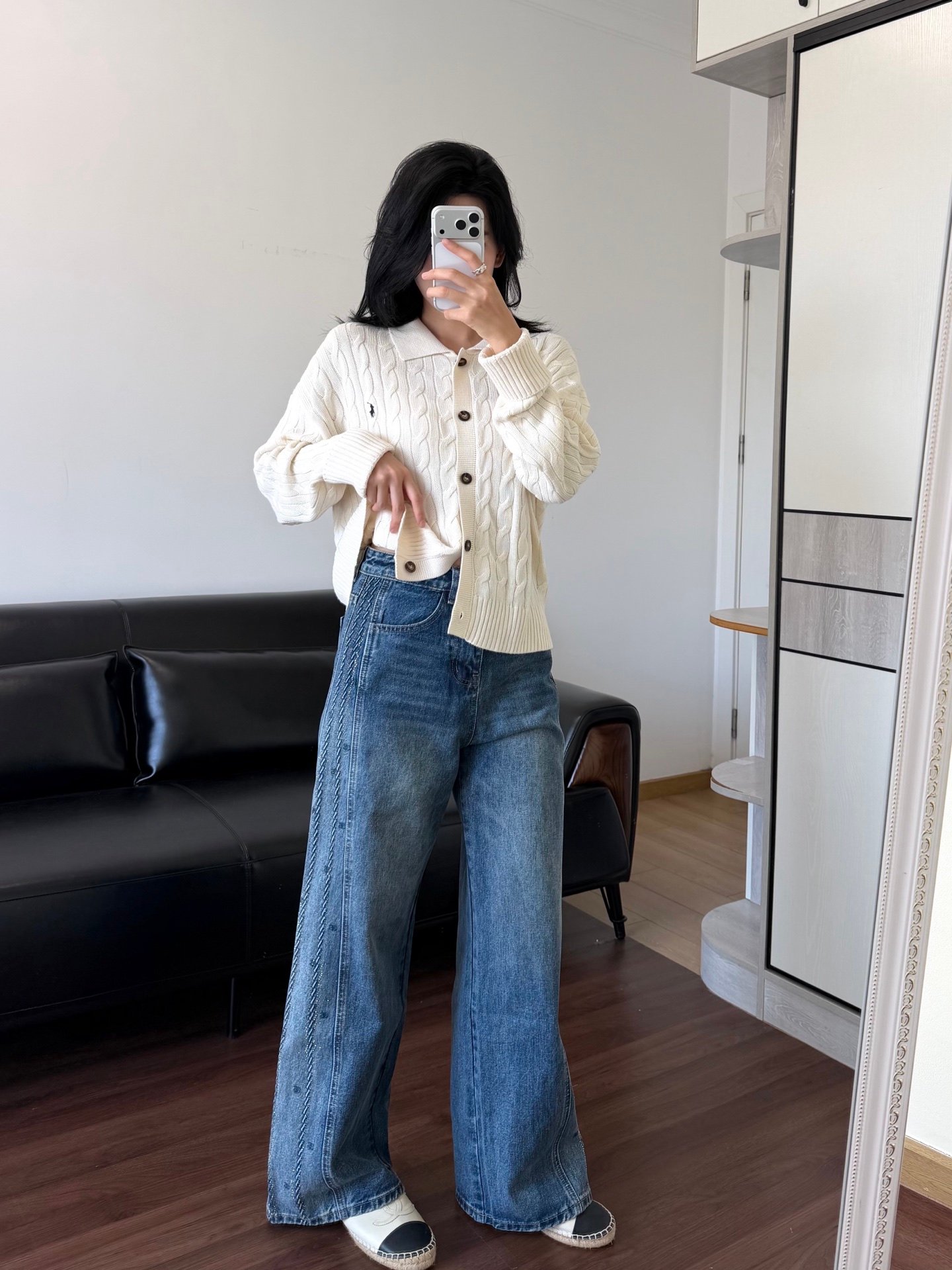 [CHANEL] 샤넬 크리스탈 디테일 와이드 데님 팬츠