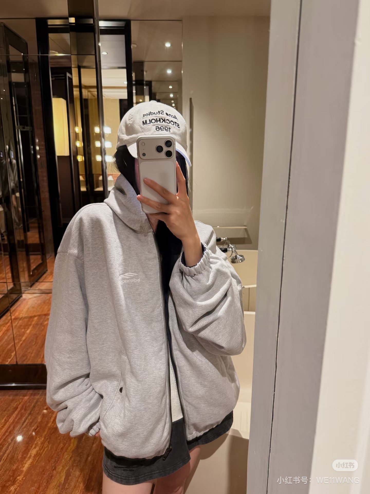 [BALENCIAGA] 발렌시아가 리버서블 후드 집업 재킷