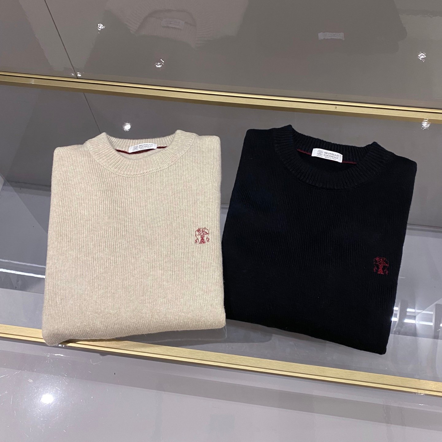 [BRUNELLO CUCINELLI] 브루넬로 쿠치넬리 로고 자수 울 캐시미어 크루넥 니트