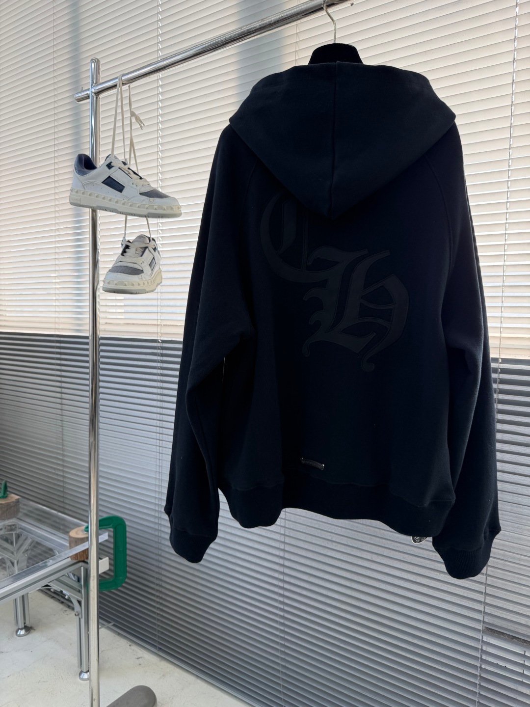 [CHROME HEARTS] 크롬하츠 크로스 패치 로고 후드 스웨트셔츠
