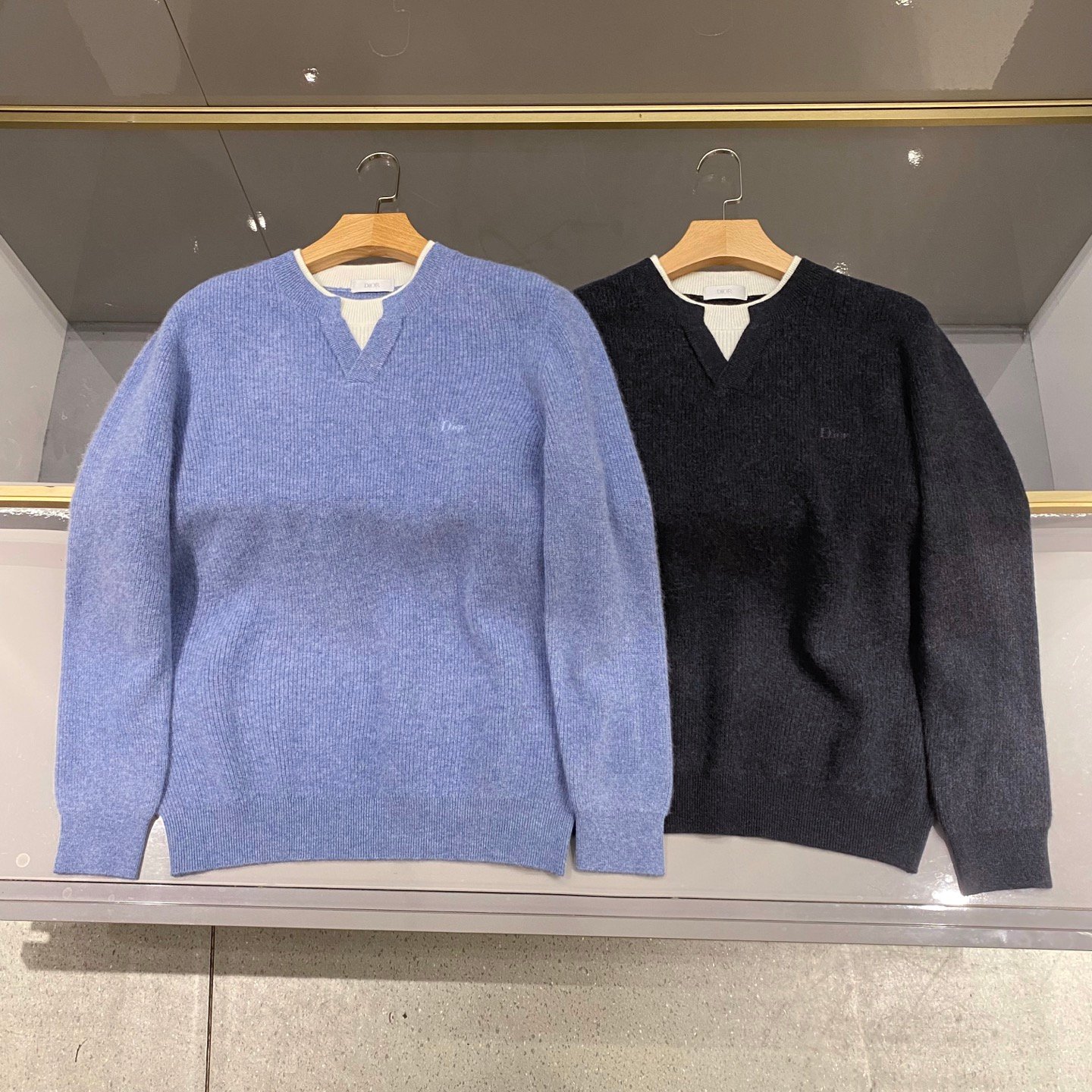 [DIOR] 디올 레이어드 V넥 울 캐시미어 니트