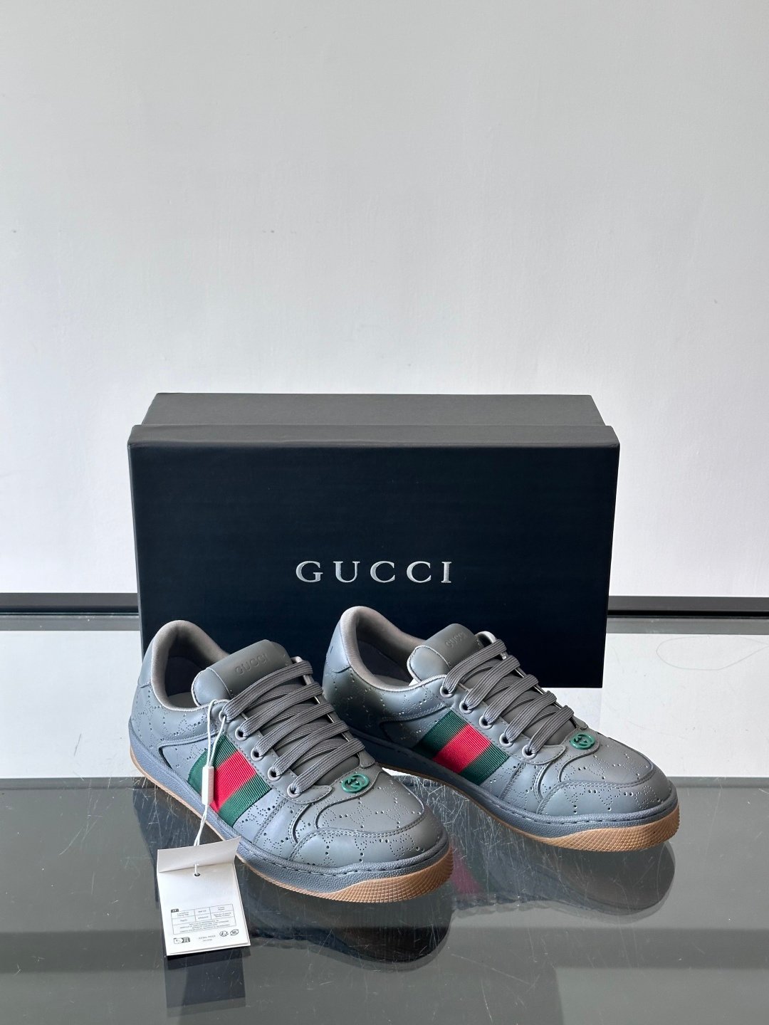 [GUCCI] 구찌 GG 캔버스 레트로 로우탑 스니커즈