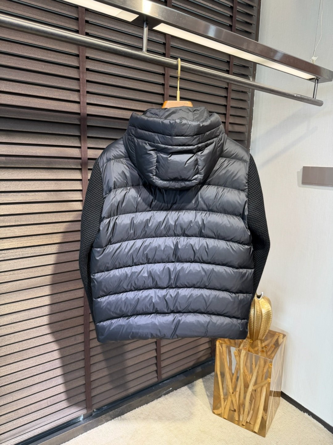 [PRADA] 프라다 니트 슬리브 후드 다운 재킷