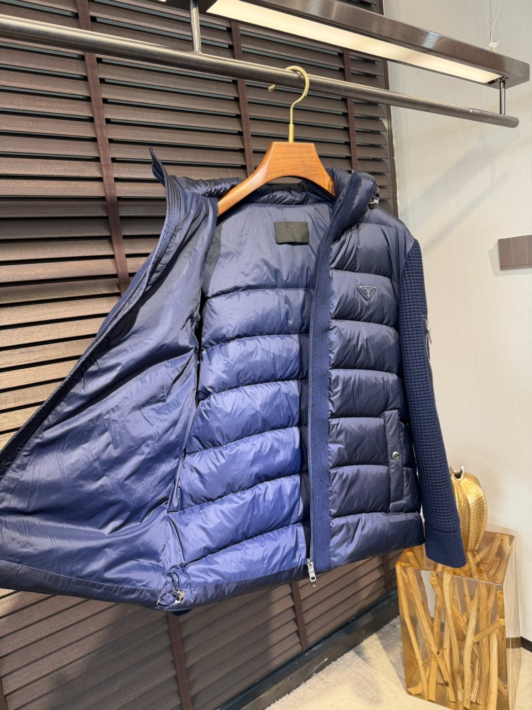 [PRADA] 프라다 니트 슬리브 후드 다운 재킷