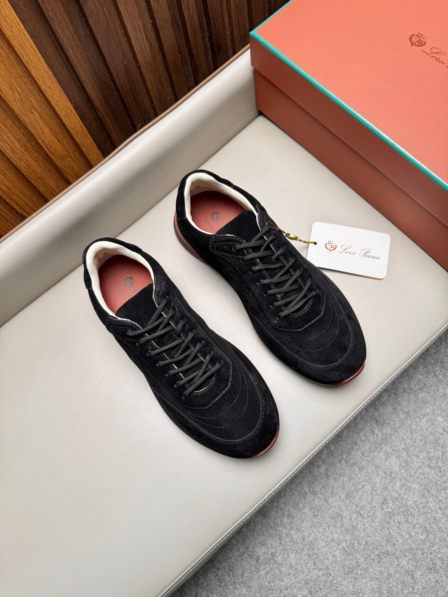 [LORO PIANA] 로로피아나 레더 스니커즈