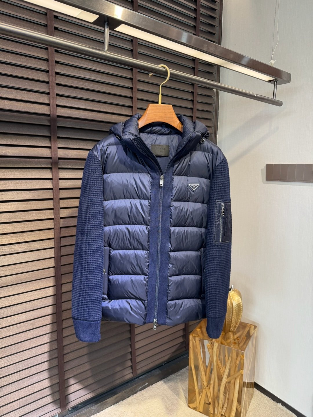 [PRADA] 프라다 니트 슬리브 후드 다운 재킷