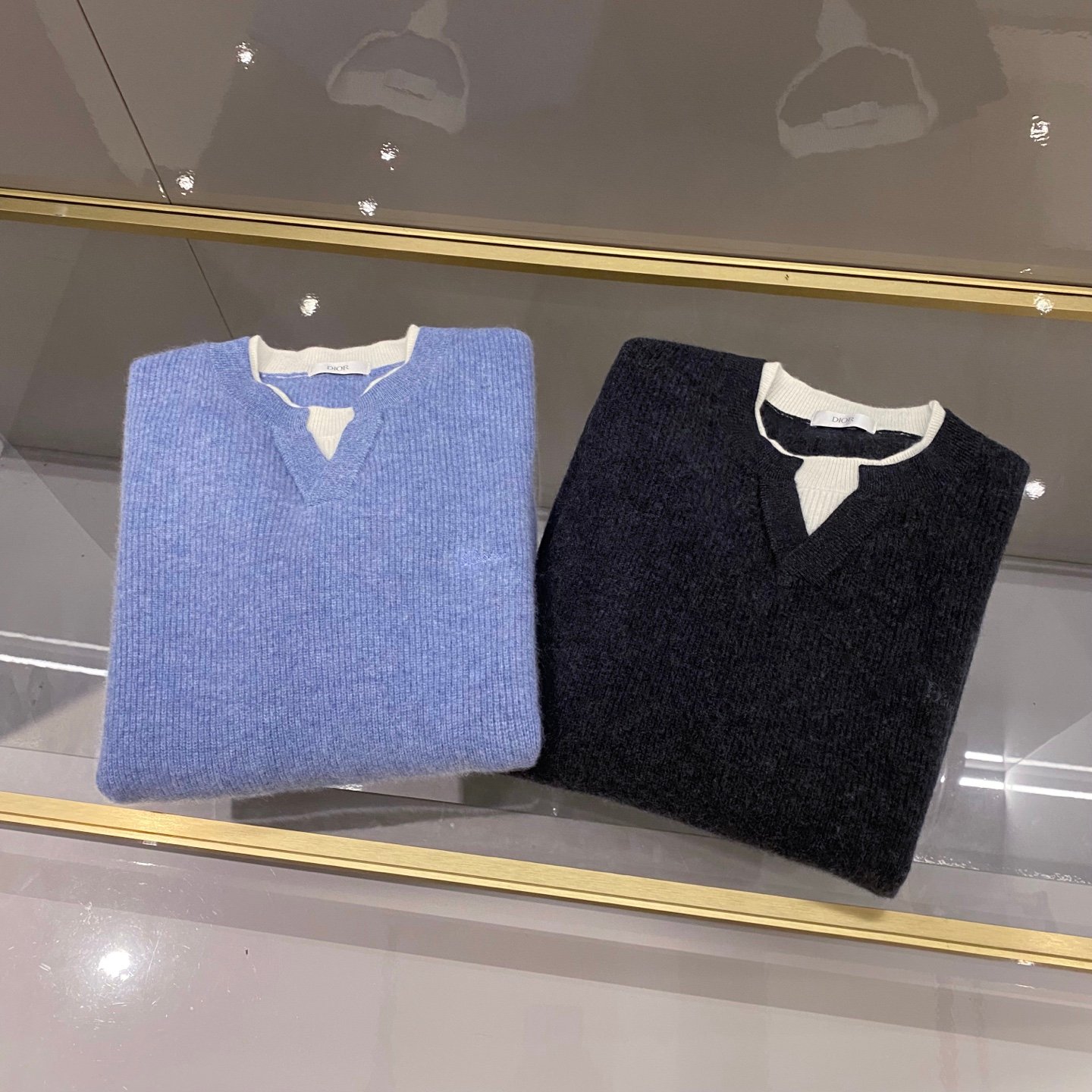 [DIOR] 디올 레이어드 V넥 울 캐시미어 니트