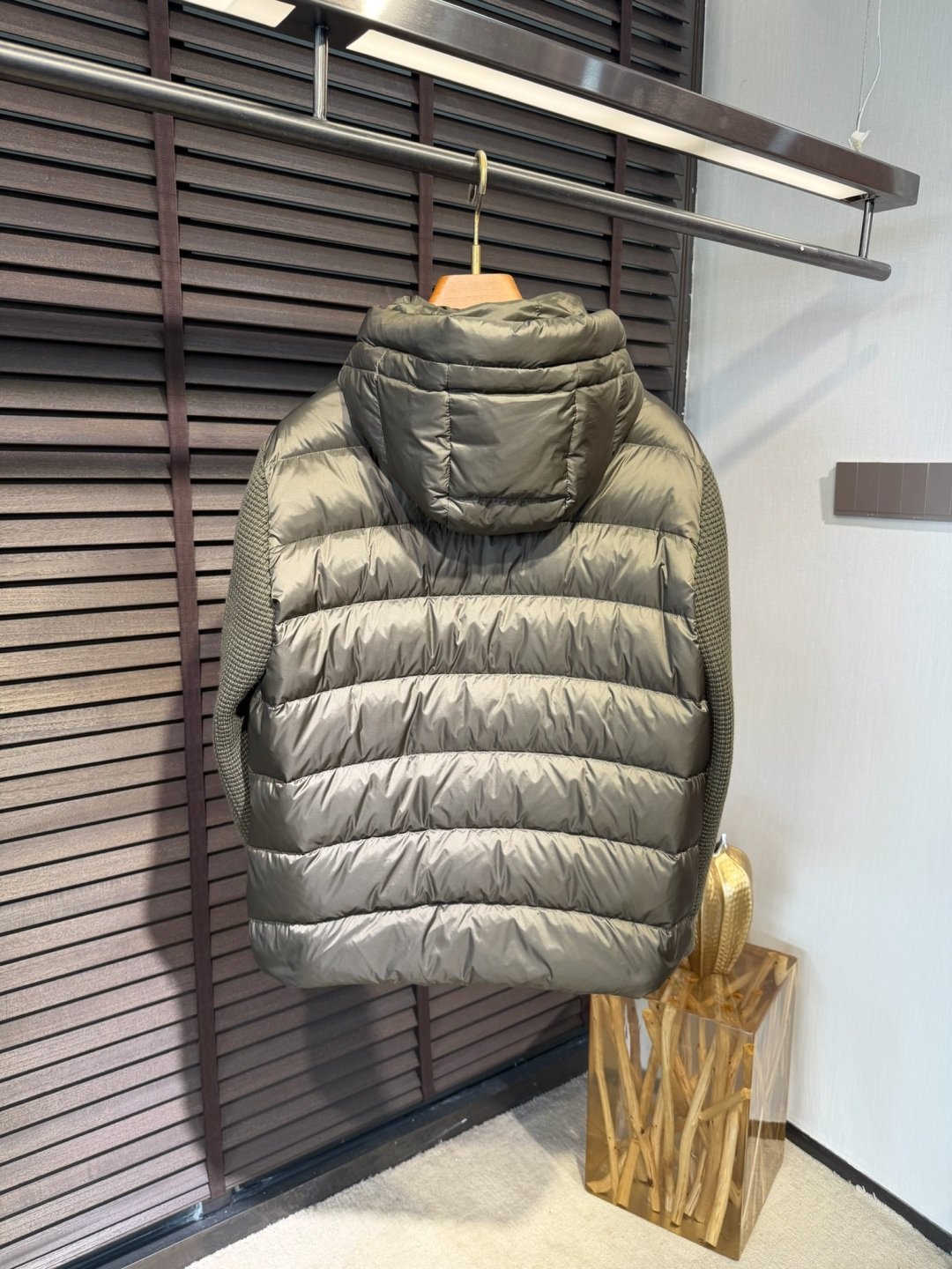 [PRADA] 프라다 니트 슬리브 후드 다운 재킷