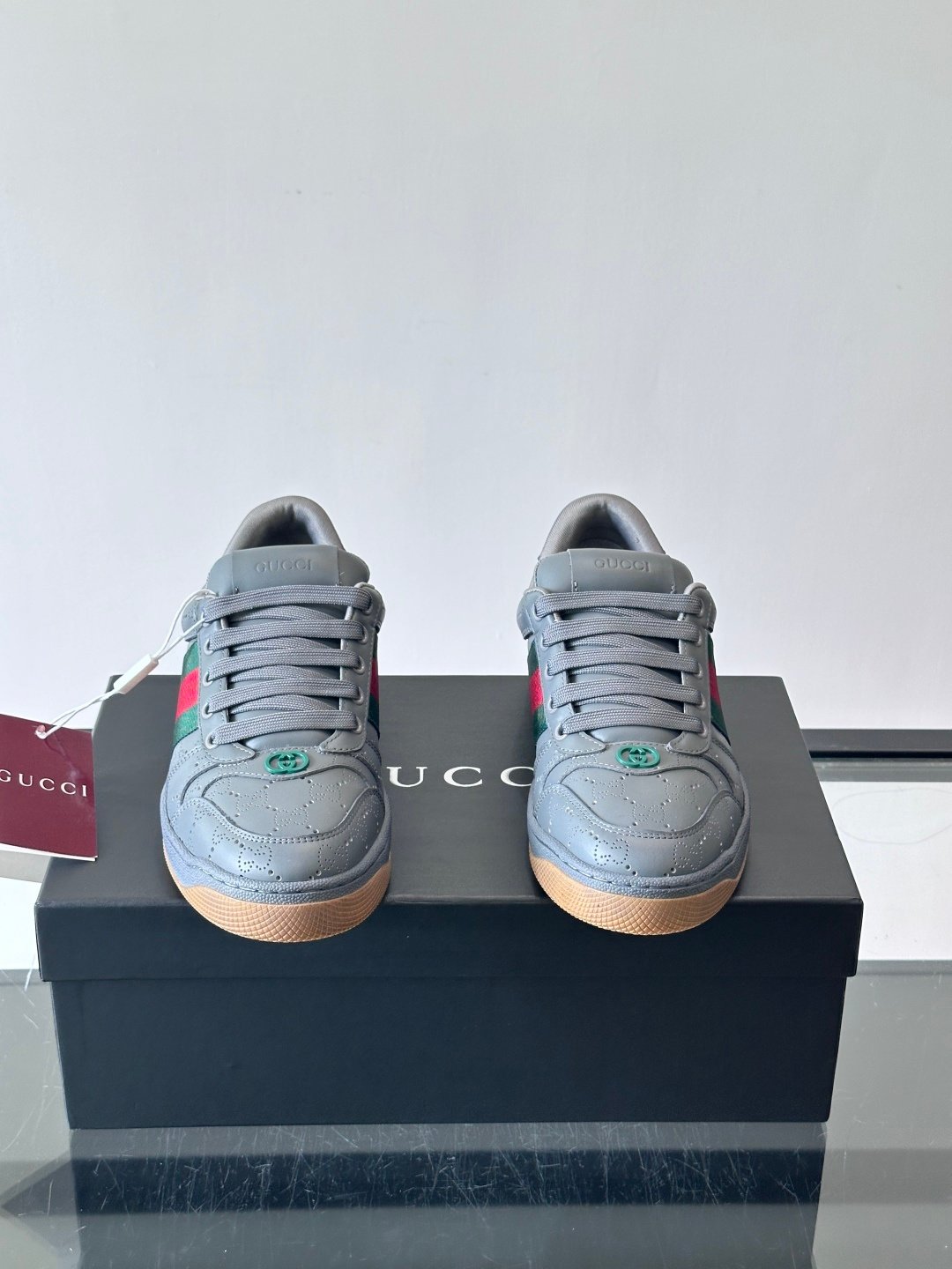 [GUCCI] 구찌 GG 캔버스 레트로 로우탑 스니커즈
