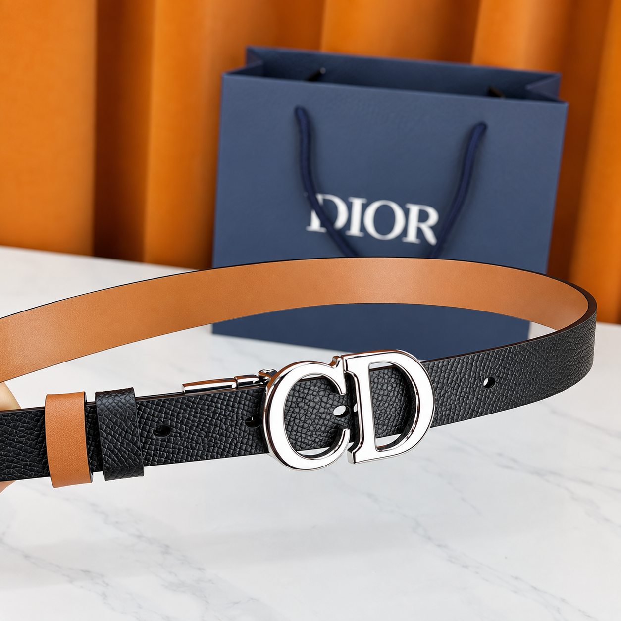 [DIOR] 디올 CD 버클 리버서블 레더 벨트