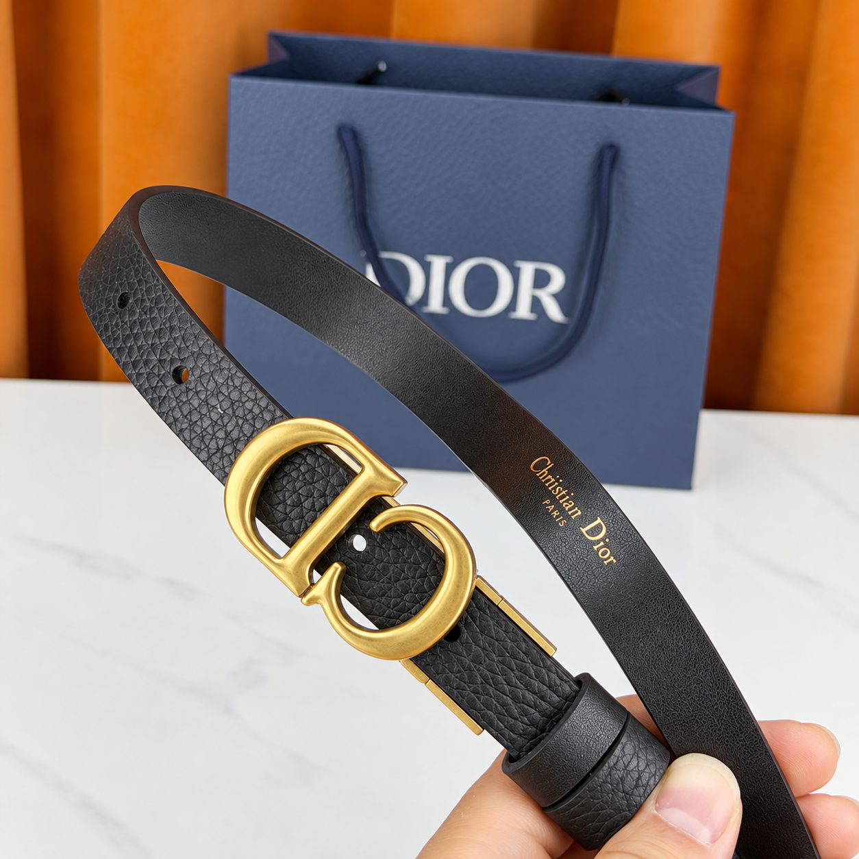 [DIOR] 디올 CD 버클 리버서블 레더 벨트