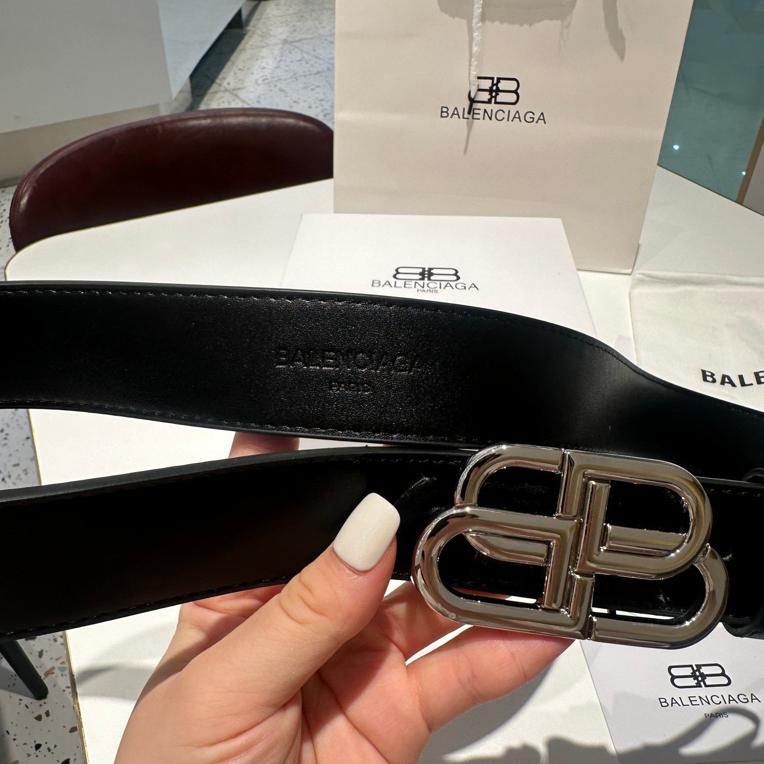 발렌시*가 BB 로고 버클 레더 벨트