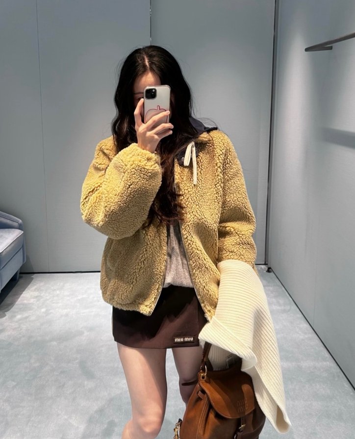 [MIU MIU] 미우미우 배색 후드 테디 플리스 점퍼