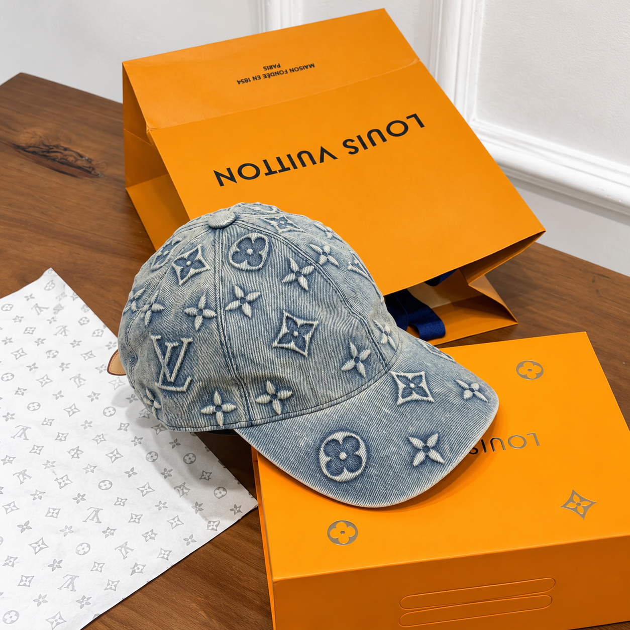 [LOUIS VUITTON] 루이비통 워시드 모노그램 데님 베이스볼 캡