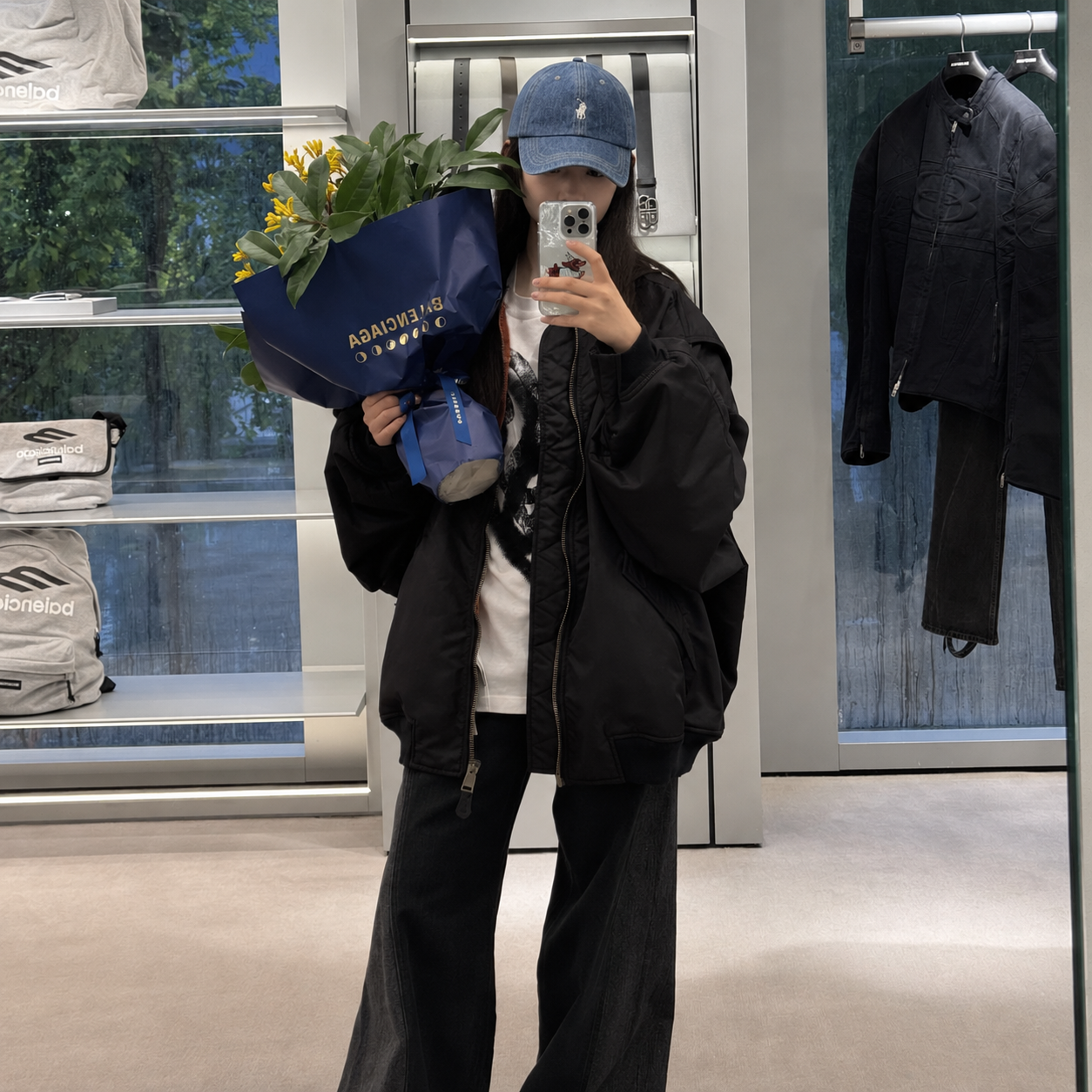 [BALENCIAGA] 발렌시아가 테이프 로고 패딩 봄버 재킷