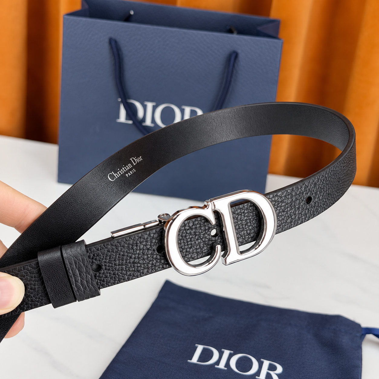 [DIOR] 디올 CD 버클 리버서블 레더 벨트