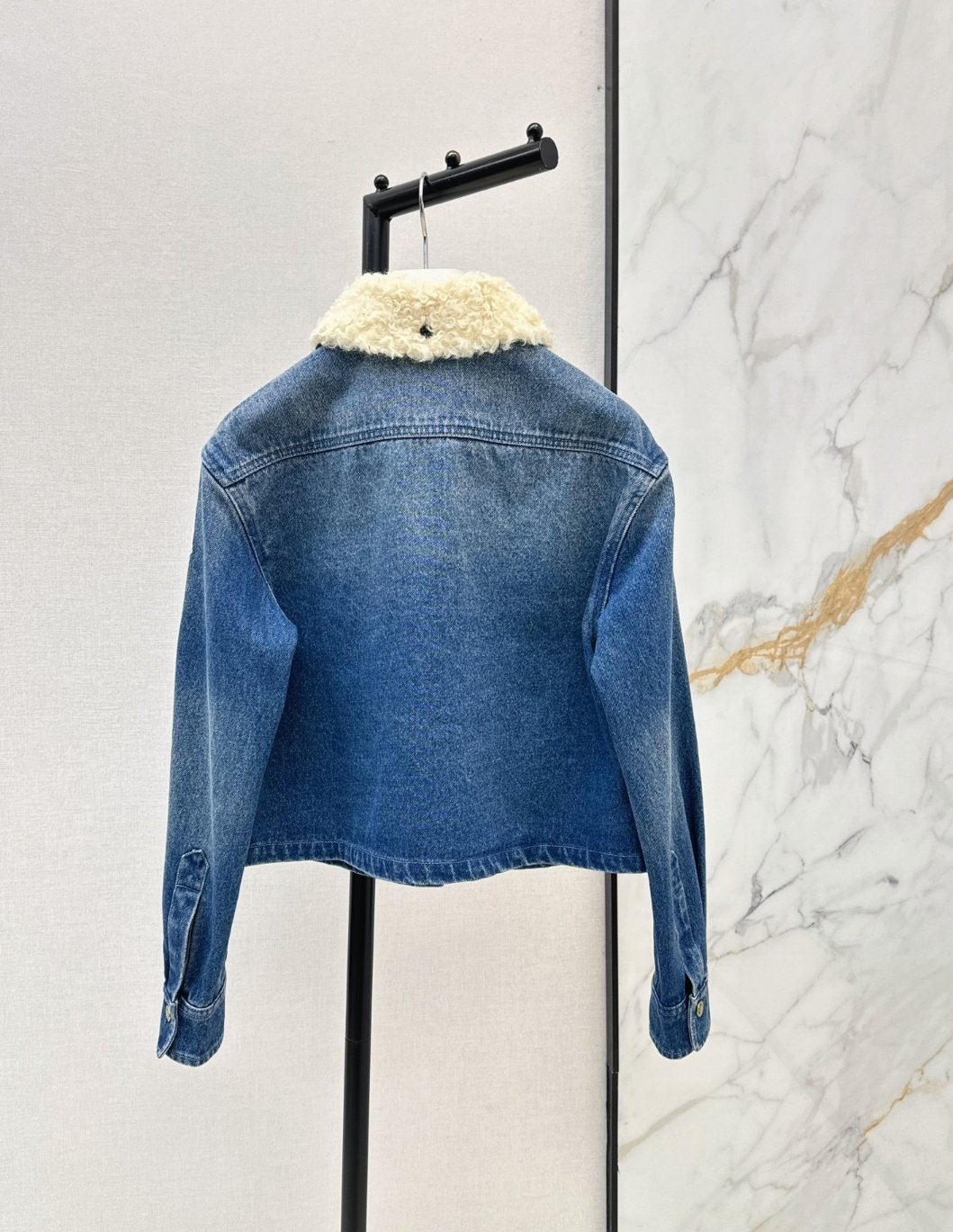 [MONCLER] 몽클레르 테디 칼라 크롭 데님 재킷