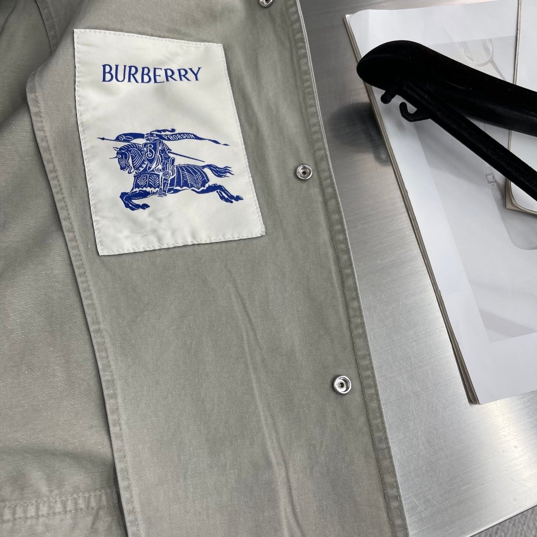 [BURBERRY] 버버리 플라잉 버드 엠브로이더리 개버딘 재킷