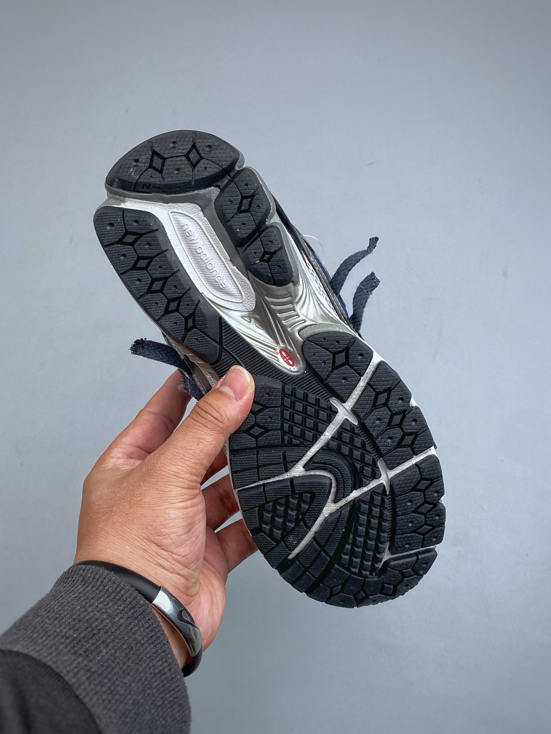 [NEW BALANCE] 뉴발란스 1906R 빈티지 러닝 스니커즈