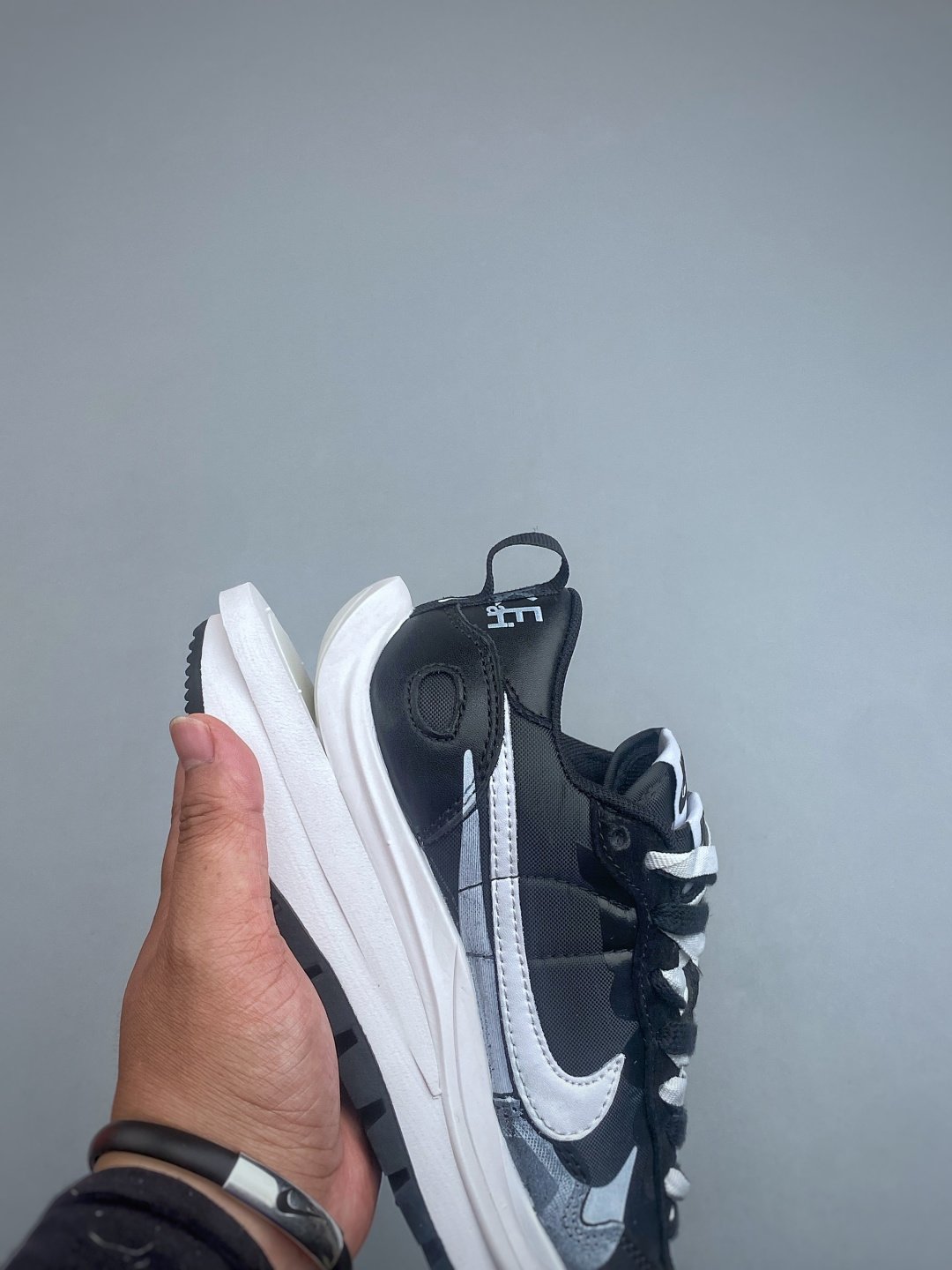 [NIKE X SACAI] 나이키 X 사카이 베이퍼와플 블랙