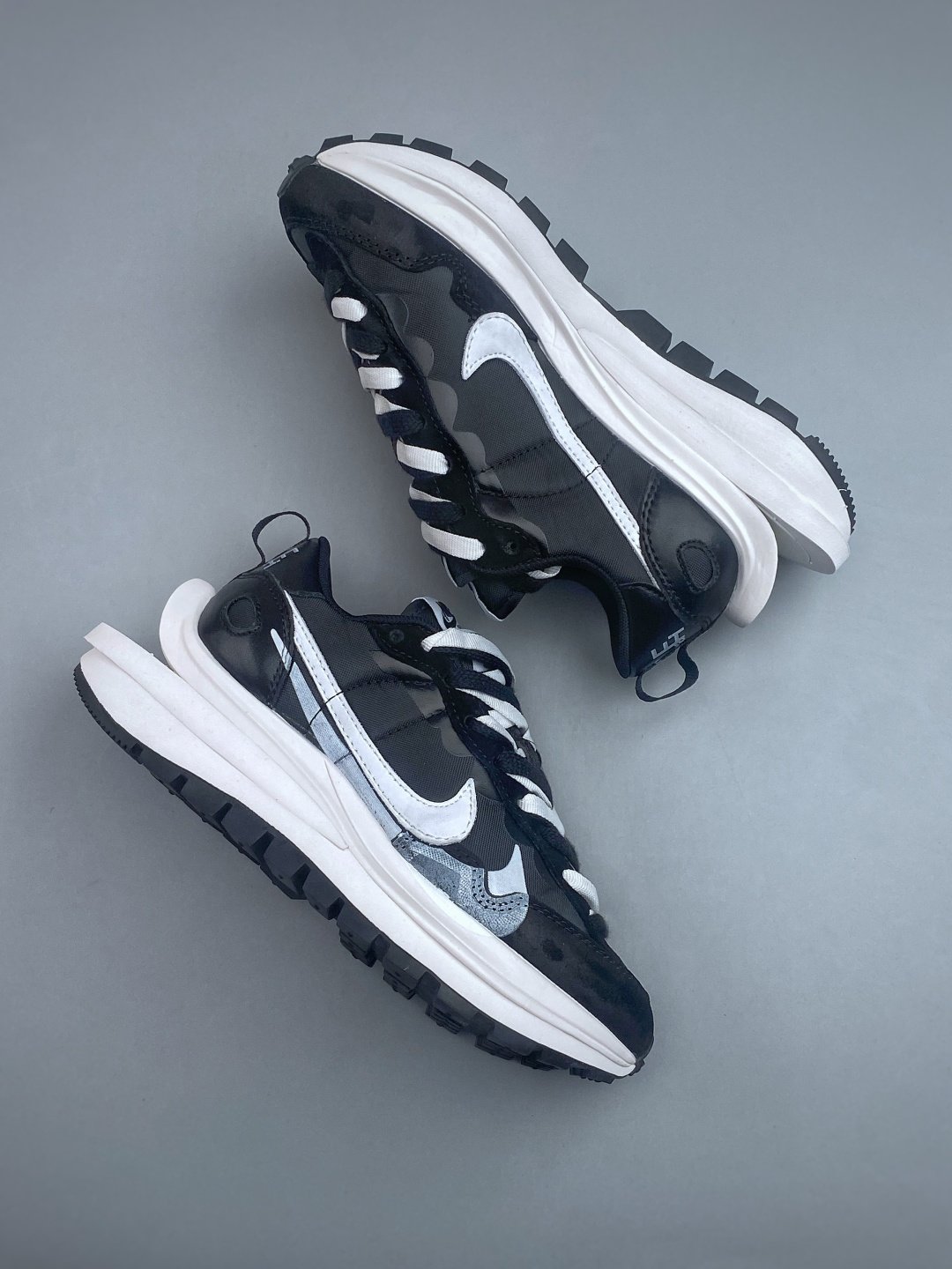 [NIKE X SACAI] 나이키 X 사카이 베이퍼와플 블랙