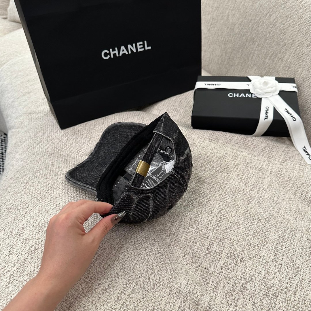 [CHROME HEARTS] 크롬하츠 워시드 디스트로이드 데님 볼캡