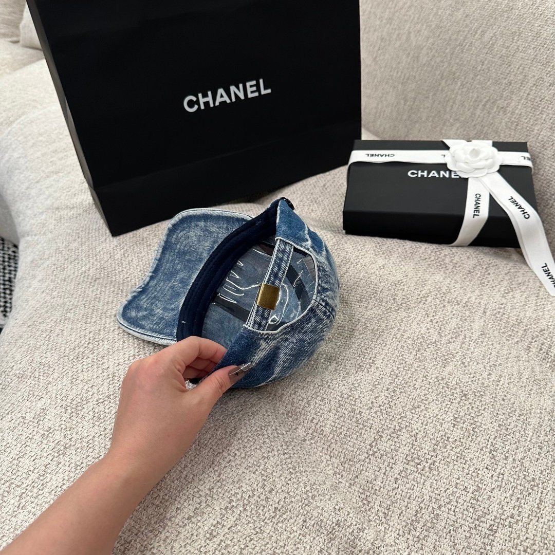 [CHROME HEARTS] 크롬하츠 워시드 디스트로이드 데님 볼캡