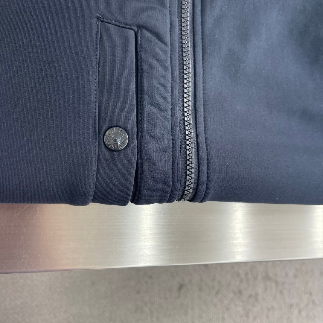 [STONE ISLAND] 스톤아일랜드 고스트 시리즈 스탠드 칼라 집업 자켓